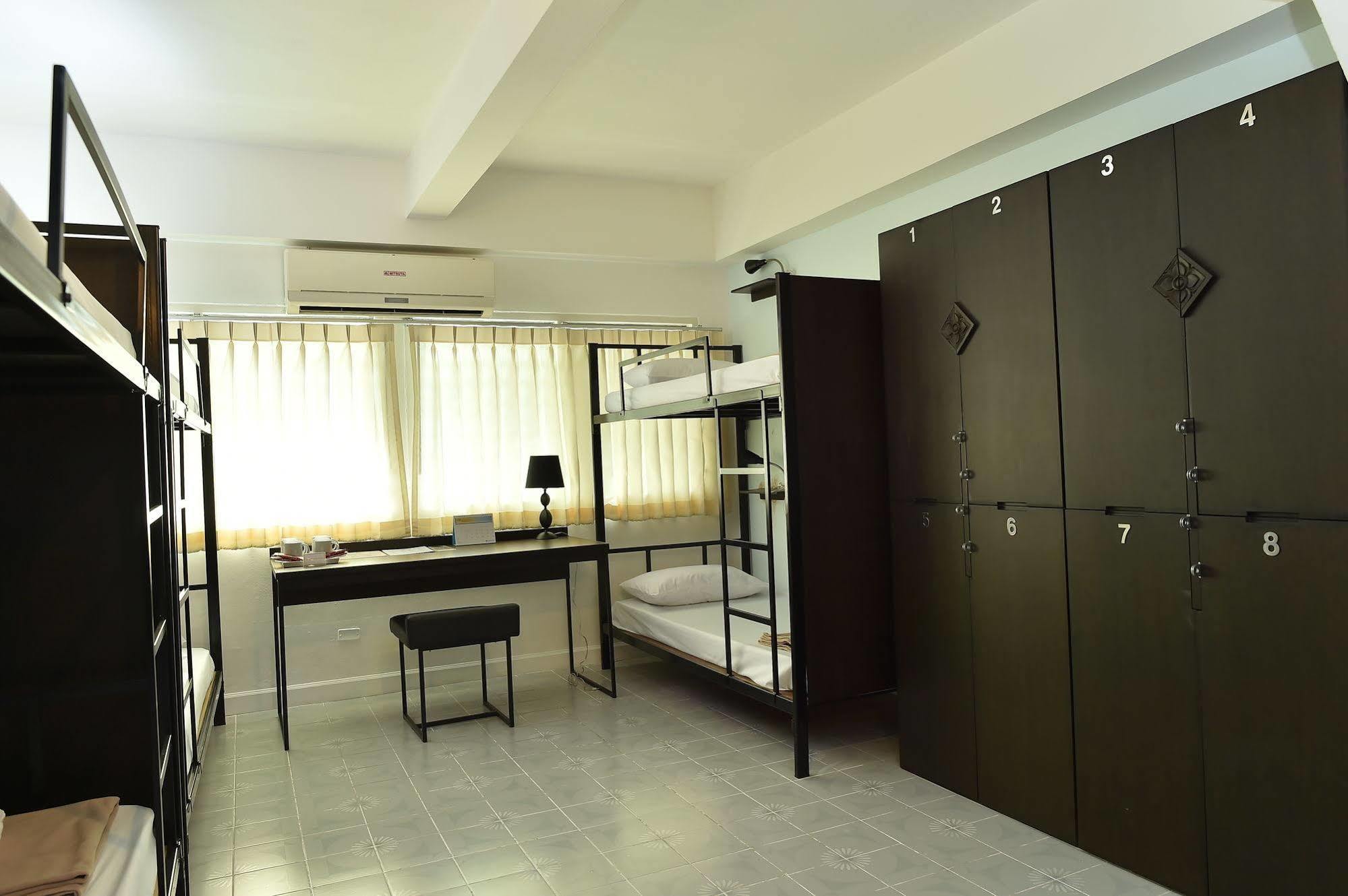 G9Bangkok Pansiyon Dış mekan fotoğraf