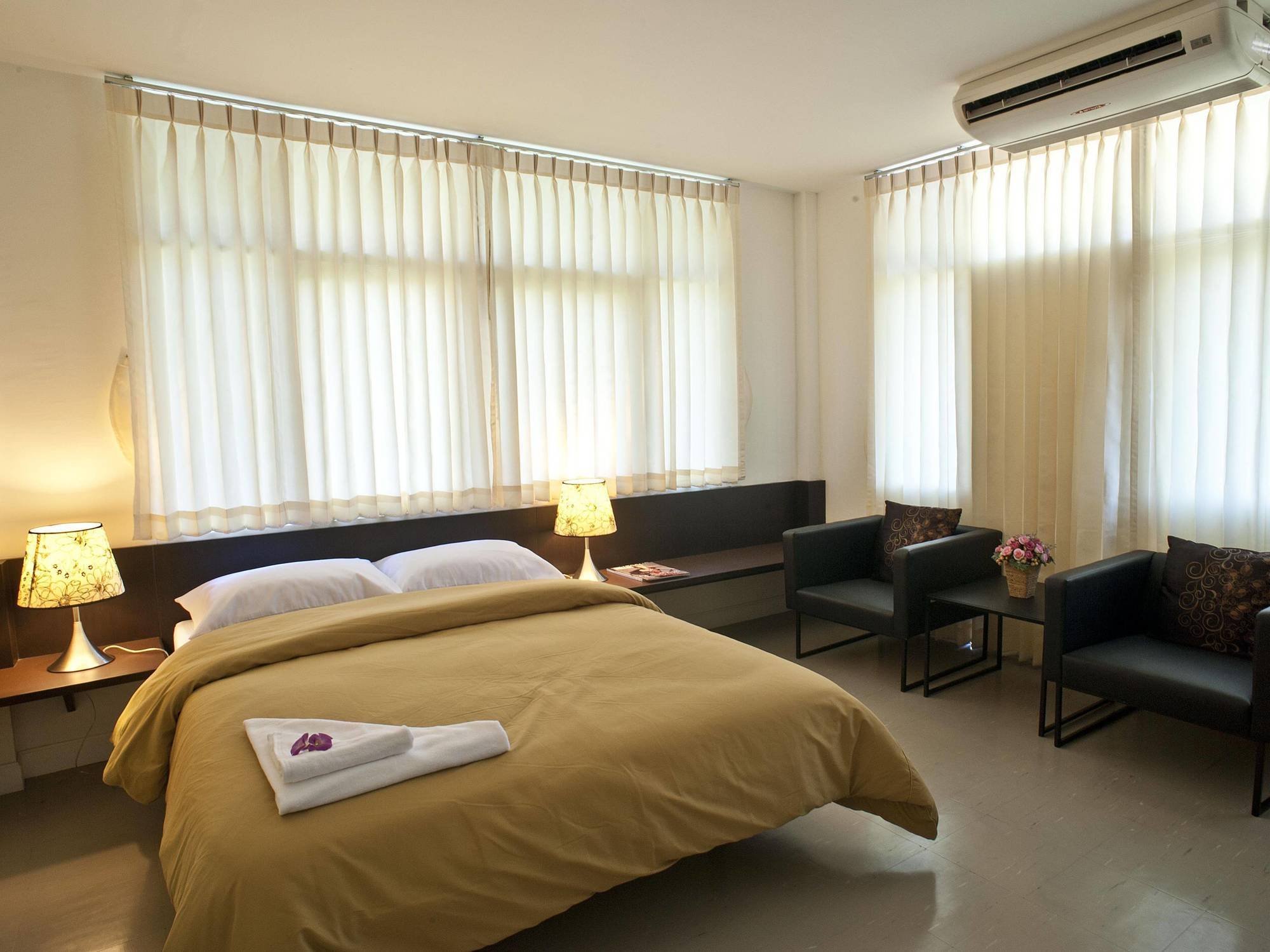 G9Bangkok Pansiyon Dış mekan fotoğraf